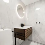 아파트 Center, Light & Modern *